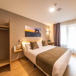 Hotel Vas Autocheckin, Vitoria-Gasteiz